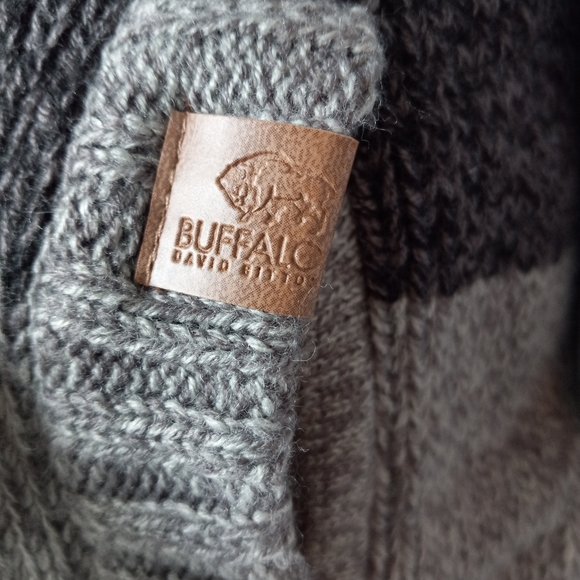 Buffalo David Bitton Lined Sweater with Hood - NWOT - Picture 3 of 13